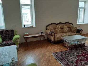 kirayə ev ayliq: Sahil işəri şəhər metrosunun yaxınlığında(Torqovuda) 4 mertebəli — 2