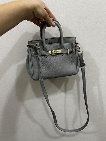 Səliqəli qalıb.
5 azn