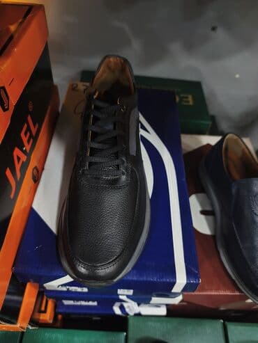 ayaqqabı кожание: Kişi ayaqqabıları – klassik və gündəlik modellər - Material: qara və — 8