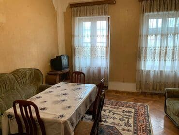 mingecevirde ucuz kiraye evler: Nərimanov metrosunnan əyaq ilə 7 dəqiqə Köhnə Məhkəməynən üzbəüz 5 — 2