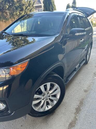 Motonəqliyyat: Kia Sorento: 2 l | 2011 il Ofrouder/SUV — 2
