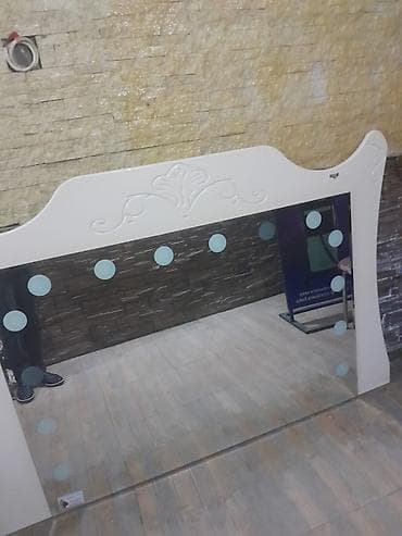 Şəkillər, tablolar: Güzgü Divar üçün — 2