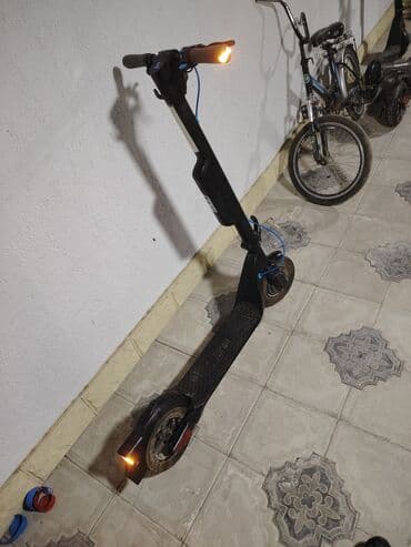 Velosiped aksesuarları: Elektrik skuter dəsti - 2 ədəd elektrik skuter birlikdə. - Birincisi — 8