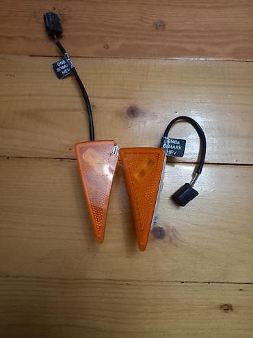 Yağlar və avtokimyəvi maddələr: Məhsul: Avtomobil üçün yan işıq dəsti və plastik montaj kronşteynləri — 2