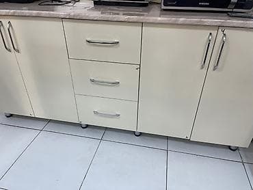 Mətbəx üçün, Açılmayan, Yumru masa, 4 stul