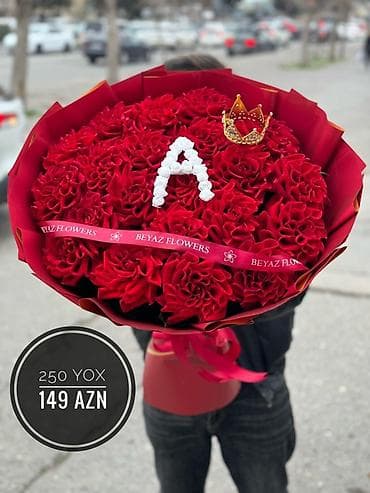 8 Mart üçün Qızılgül Kompozisiyaları - Klassik buket: Parlaq qırmızı