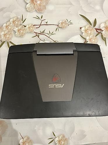 ASUS ROG G751J oyun noutbuku - Model: ASUS ROG G751J (etiketdə G751J