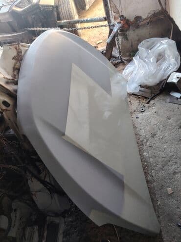 Ban, Kuzov hissələri: Məhsul: Santafe 2014 kapotu. Təsvir:kapotda demirci isi gorulub — 1