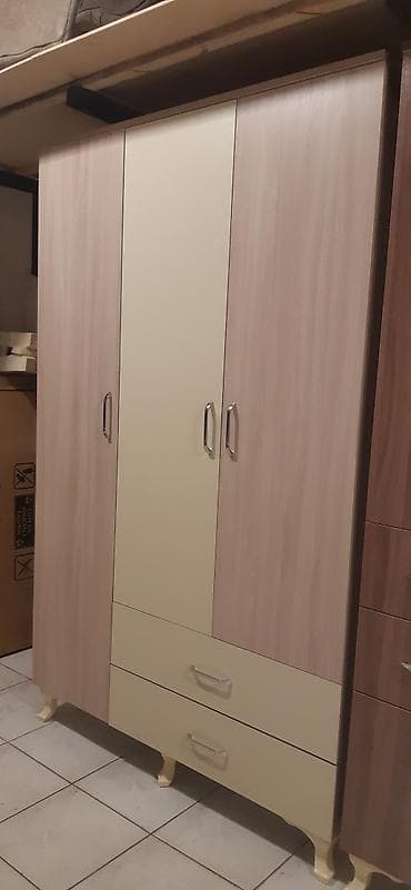 belarus mebelleri bakida: 3 Qapi Dolablar Hal Hazirda Anbarda Movcuddur. Sifariwlede ne reng — 3