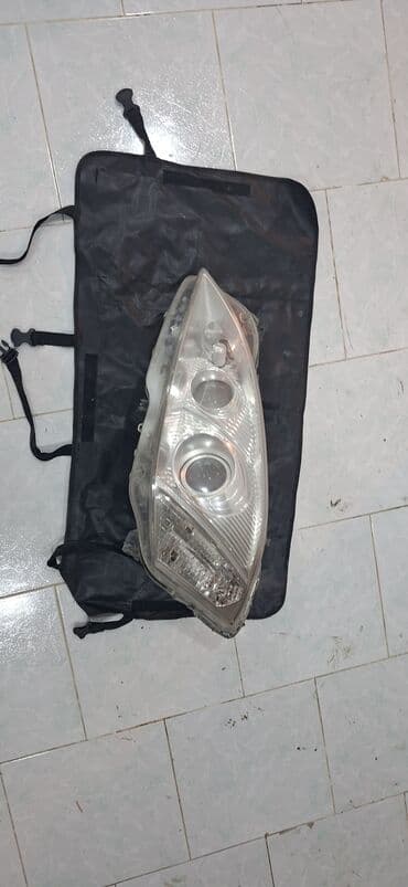 Digər avtomobil ehtiyat hissələri: Eskılas farı — 1