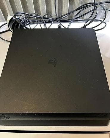 PlayStation 4 Slim oyun konsolu dəsti - Model: PS4 Slim, mat qara