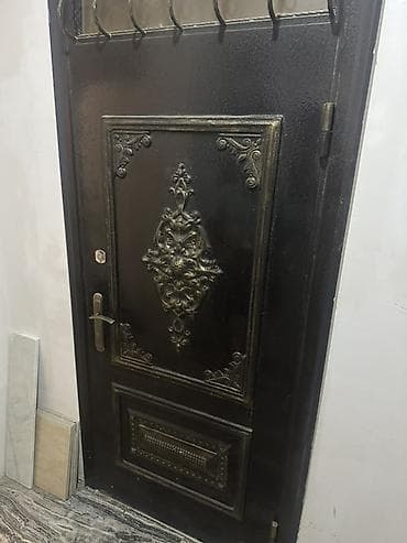 qapi celengi: Metall qapı – dekorativ relyefli, klassik dizayn - Material: qalın — 1