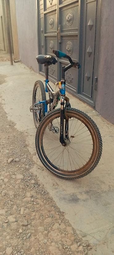 grand bicycle: Orta amarizatırlı dağ tipli velosiped - Rəng: mavi-qara kombinasiyası — 3