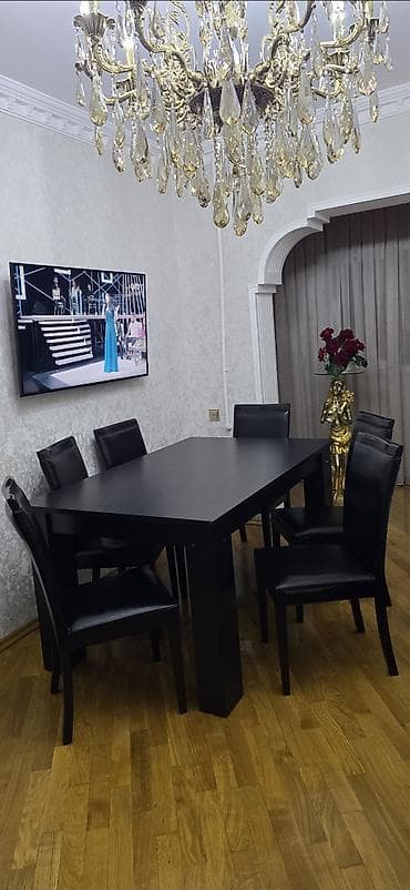 Açılmayan, Dördbucaq masa, 6 stul