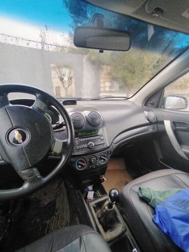 Daraq panellər: Chevrolet Aveo: 1.4 l | 2011 il 330000 km Sedan — 7