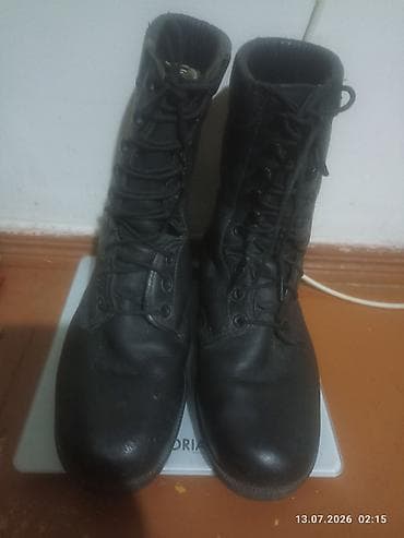 kişi bot: Məhsul: Qara rəngli uzun boğaz bağlama botlar Xüsusiyyətlər: - — 1