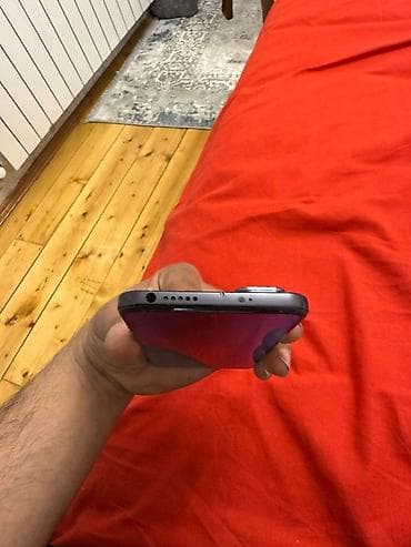 casper via a1: Telefonun her seyi islekdi bir prablem arxa kamera susesi sinib qalan — 3