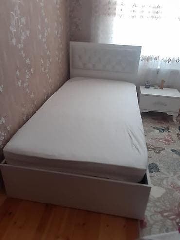 Carpayi bazalidi. Reng secimi var. Catdirma quraqdirma pulsuzdur lalafo.az -da Carpayi bazalidi. Reng secimi var. Catdirma quraqdirma pulsuzdur