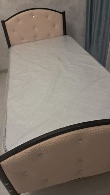 Stəkanlar: Təknəfərlik çarpayı, Azərbaycan, İşlənmiş — 2