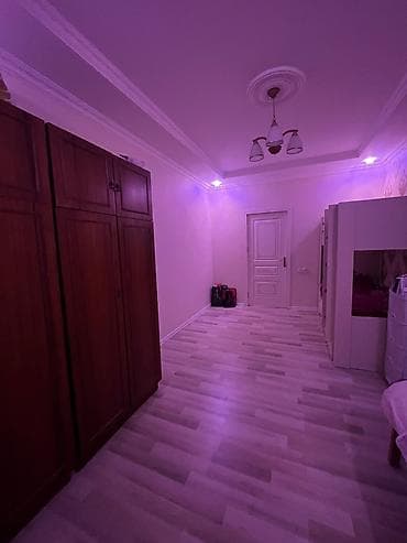 1nəfər xanım otaq yoldaşı axtarılır. Qiymət 250 azn — 2