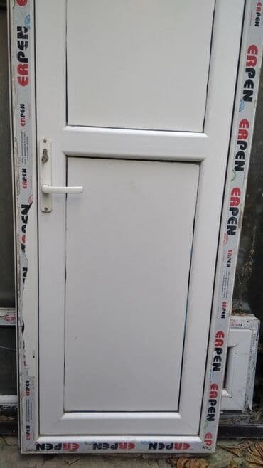 plastik fortucka: Çox yüksək keyfiyyətli materiallardan hazırlanmış plastik qapi — 2