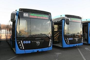 Şəhərdaxili sərnişindaşıma üçün aşağı döşəməli şəhər avtobusu -