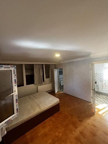 lenkeranda satilan evler 2022: Bakı şəhəri, Səbail (Bayıl) 1otaqlı yeni təmirli studiya həyət evi — 2