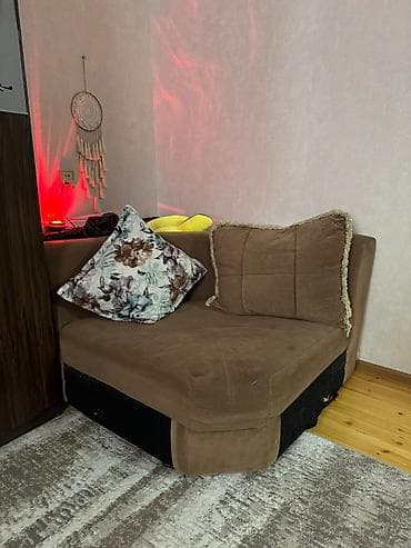 ikinci əl divan: Künc divan, İşlənmiş, Çatdırılma yoxdur — 1
