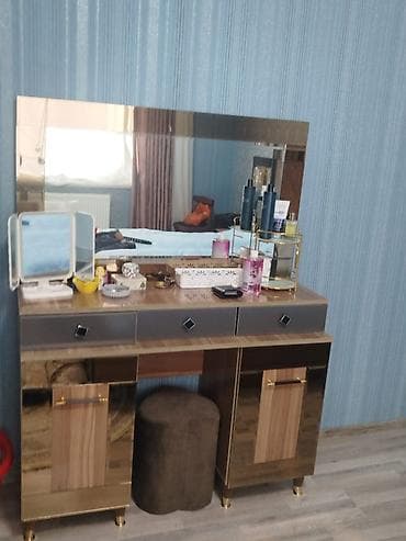 behkaran iran peci: Yataq dəsti tecılı satılır 500 azn. Ünvan saray 077 313 50 78 vp — 3