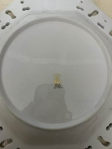 marcipan tort sekilleri: Thun (1794), Çexiya istehsalı, 24K qızıl işləməli porselen dəst — 3