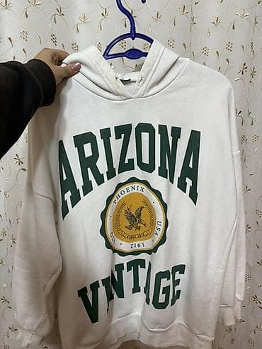 Plaşlar: Ağ rəngli kapüşonlu svitşot – “ARIZONA VINTAGE” çaplı. - Rəng: ağ - — 1