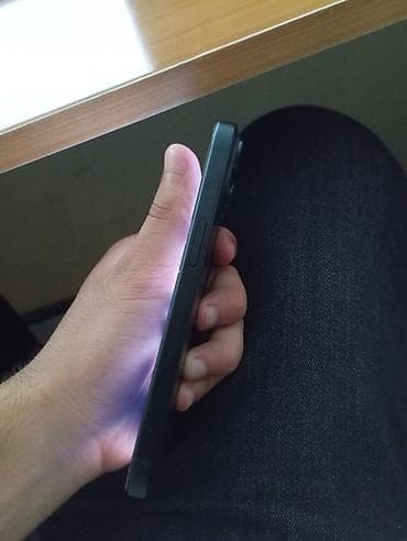 iphone 5 se: IPhone 15, Qara — 6