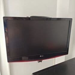 скупка старых телевизоров: Б/у Телевизор LG 82" Самовывоз — 1