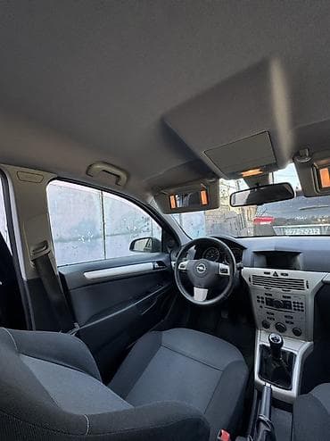 honda stream 2002: Opel Astra: 1.4 l | 2007 il 204000 km Universal — 10