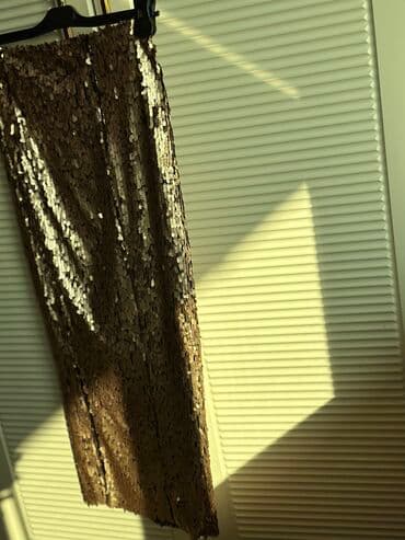 1 defe geyinilib,magazadaki ucuz biserli yupkalardan deyil,xaricden