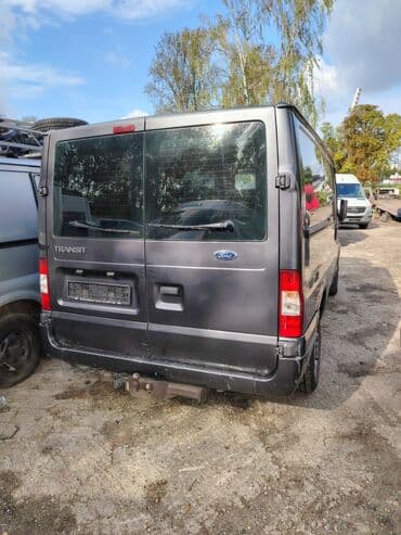 Ford Transit panelvan - Kuzov: qısa baza, ikitərəfli arxa açılan — 5