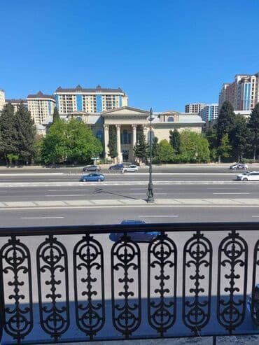 Nərimanov metrosunun yaxınlığında 5 mertebeli binanın 3-cü lalafo.az -da Nərimanov metrosunun yaxınlığında 5 mertebeli binanın 3-cü