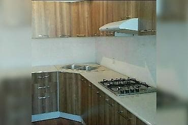 3 комнатная квартира: 120 м², 3 комнаты — 6