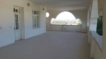 heyət evi: 8 otaq, 220 kv. m, Orta təmir — 6