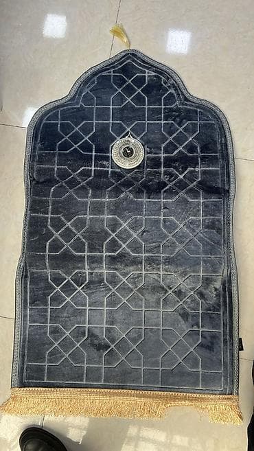 Ortopedik kompaslı səccadə satılır. Seccade. Namaz xalcasi. Ünvan