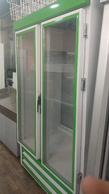 Промышленные морозильники: İki qapılı şüşə vitrin soyuducu - Mağaza, kafe və marketlər üçün — 1