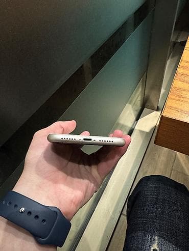 iphone 6s plus satilir: IPhone 11, 64 GB, White Titanium — 4