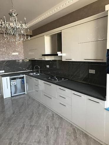 nizami metro: İcarəyə verilir 3 otaqlı yeni tikili 149 m², Nizami m. Kateqoriya — 2