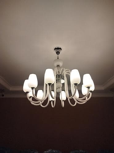 Çılçıraq, 10 və daha çox lampa, Şüşə