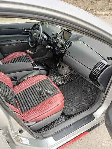 az avto: Toyota Prius (2-ci nəsil) – hibrid hetçbek Xüsusiyyətlər və təchizat — 10