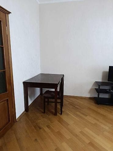 Mənzillər: İcarəyə verilir 3 otaqlı yeni tikili 140 m², Nəsimi r. Kateqoriya — 3