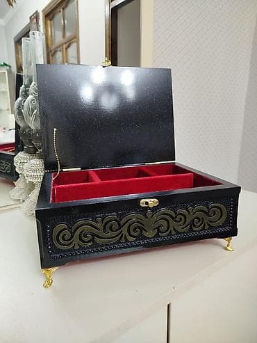 Sandıqlar: Mücrü Mucruler hazır əldə var. Çeşid çoxdu. Çatdırılma 1_2 saata — 4