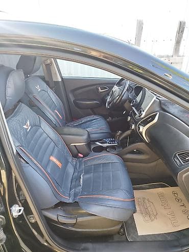 15 38 teker: Hyundai Tucson: 2 l | 2010 il Krossover — 5
