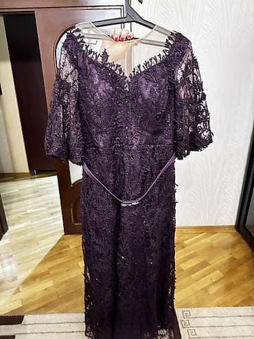 Svitşotlar: Bənövşəyi rəngdə zərif libas 1 dəfə geyilib. Tam səliqəli — 2