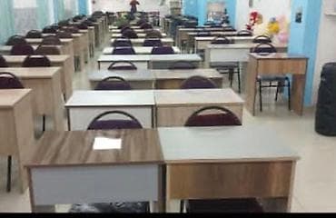 Stol 35 azn bir ededi 19 eded var stullari satilmir hec bir problemi